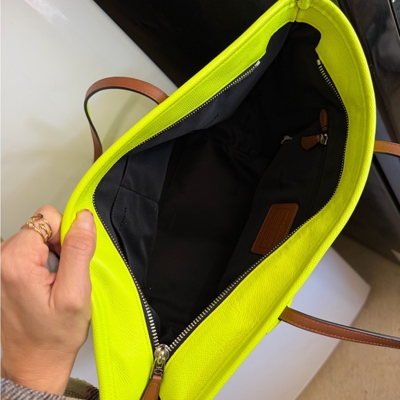 Coach Neon electric Green Tote Bag - Picture 5 of 7